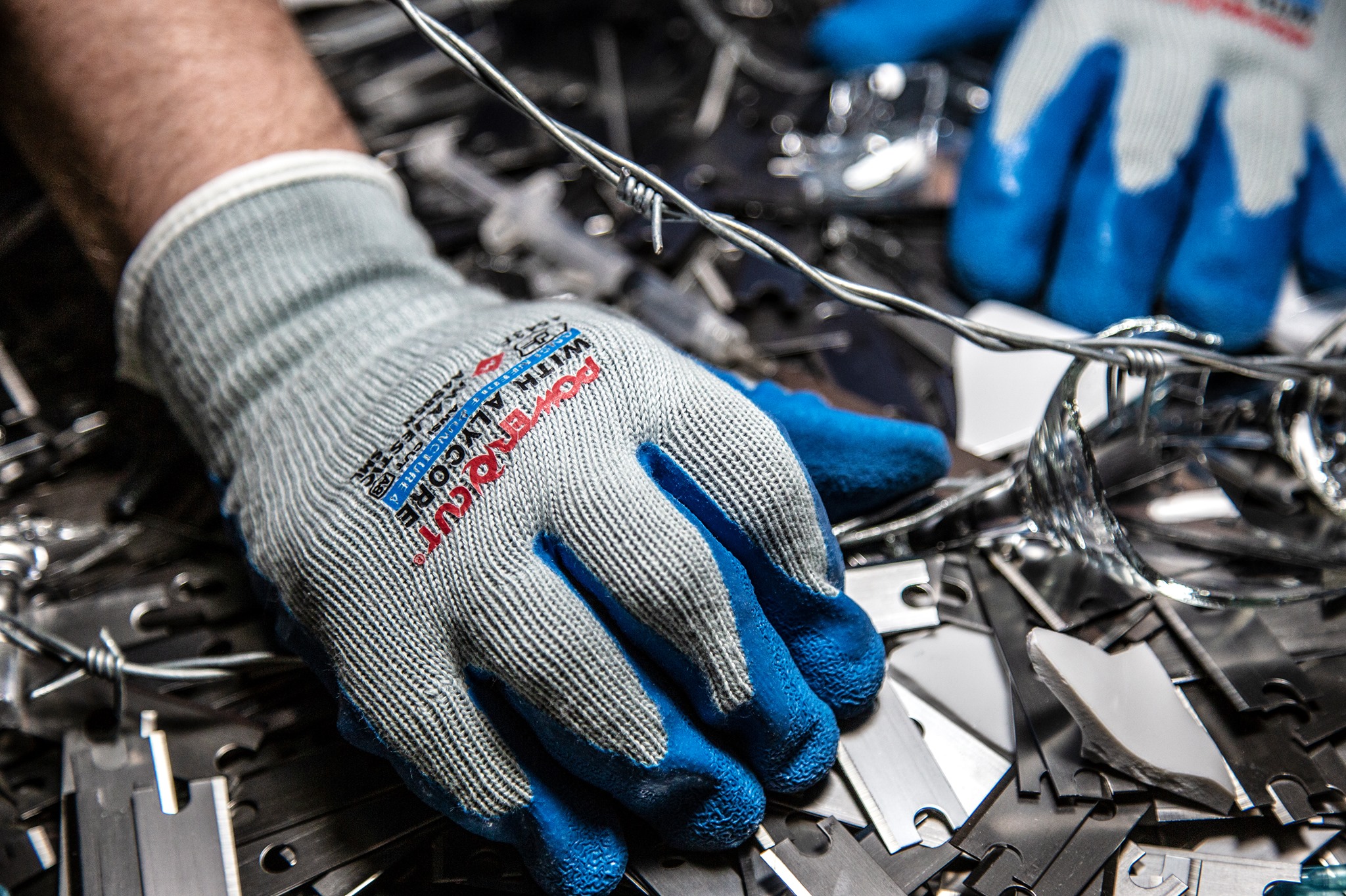 Majestic Industrial Work Safety Gloves with Puncture-Resistant Alycore 